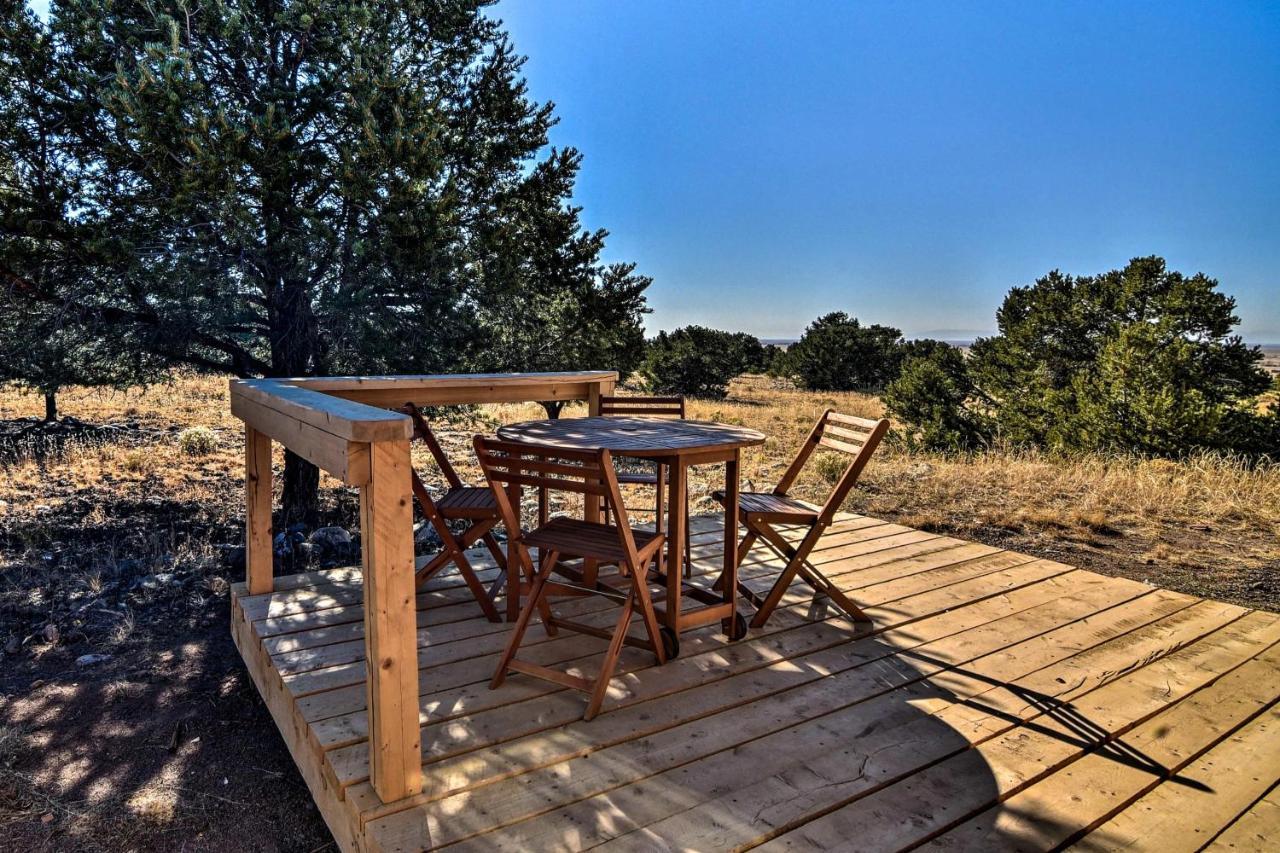 Cozy Remote Retreat • Mountain Views • Stargazing Villa Crestone Exterior photo