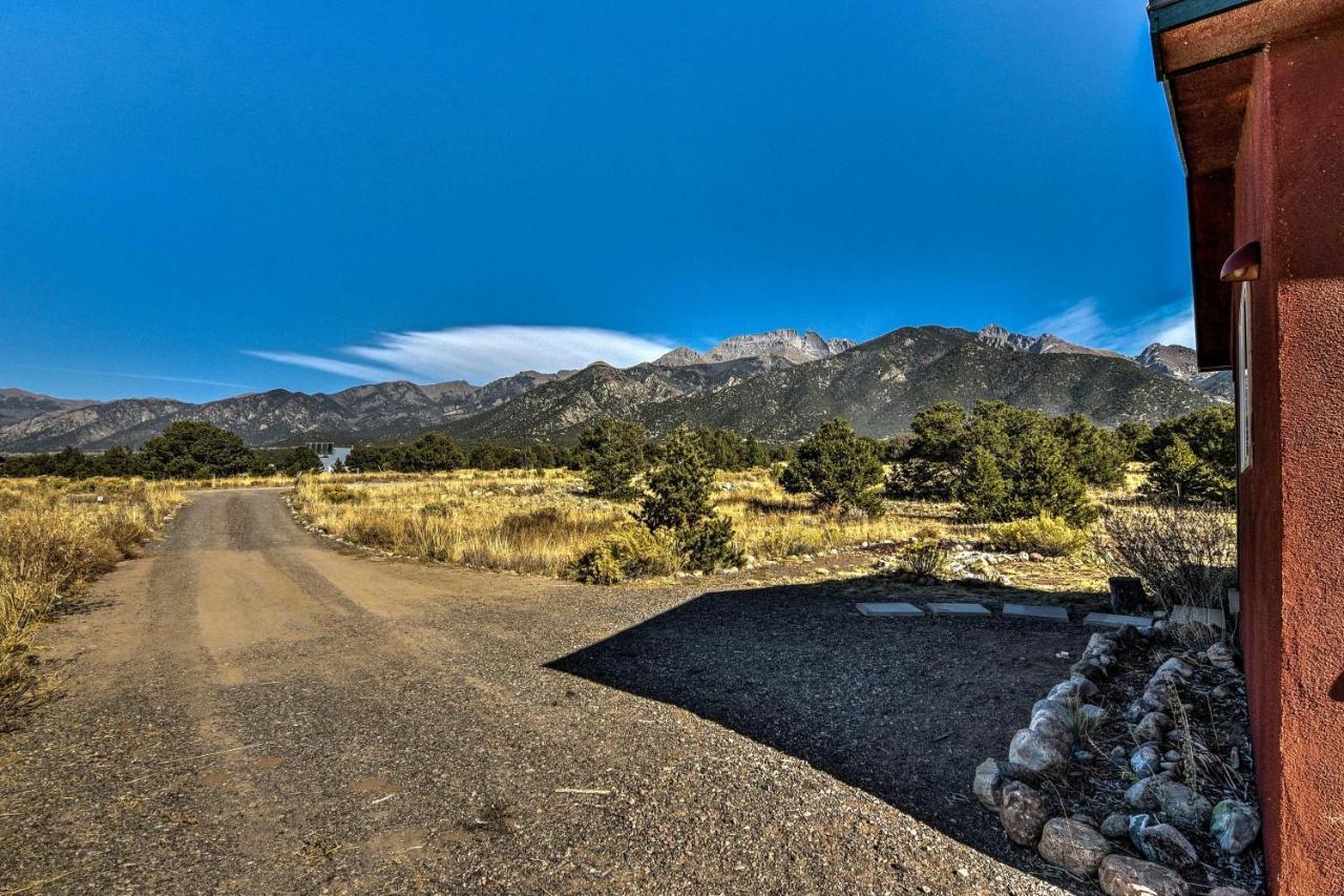 Cozy Remote Retreat • Mountain Views • Stargazing Villa Crestone Exterior photo