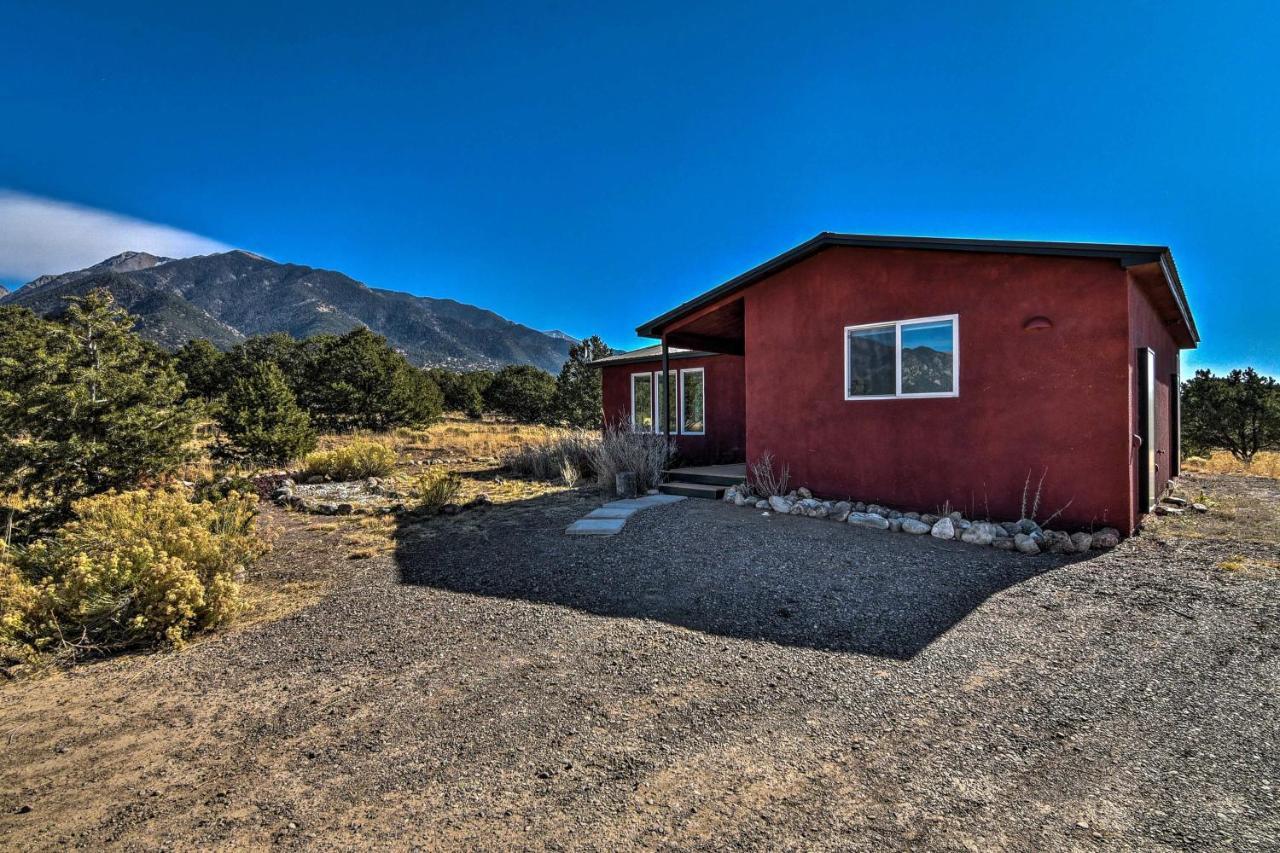 Cozy Remote Retreat • Mountain Views • Stargazing Villa Crestone Exterior photo